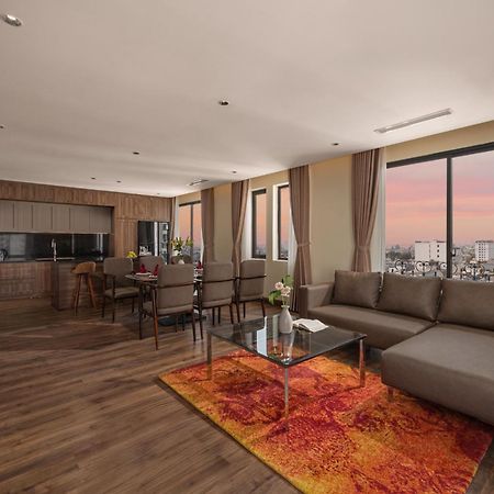 Palazzo Luxury Hotel Дананг Екстериор снимка