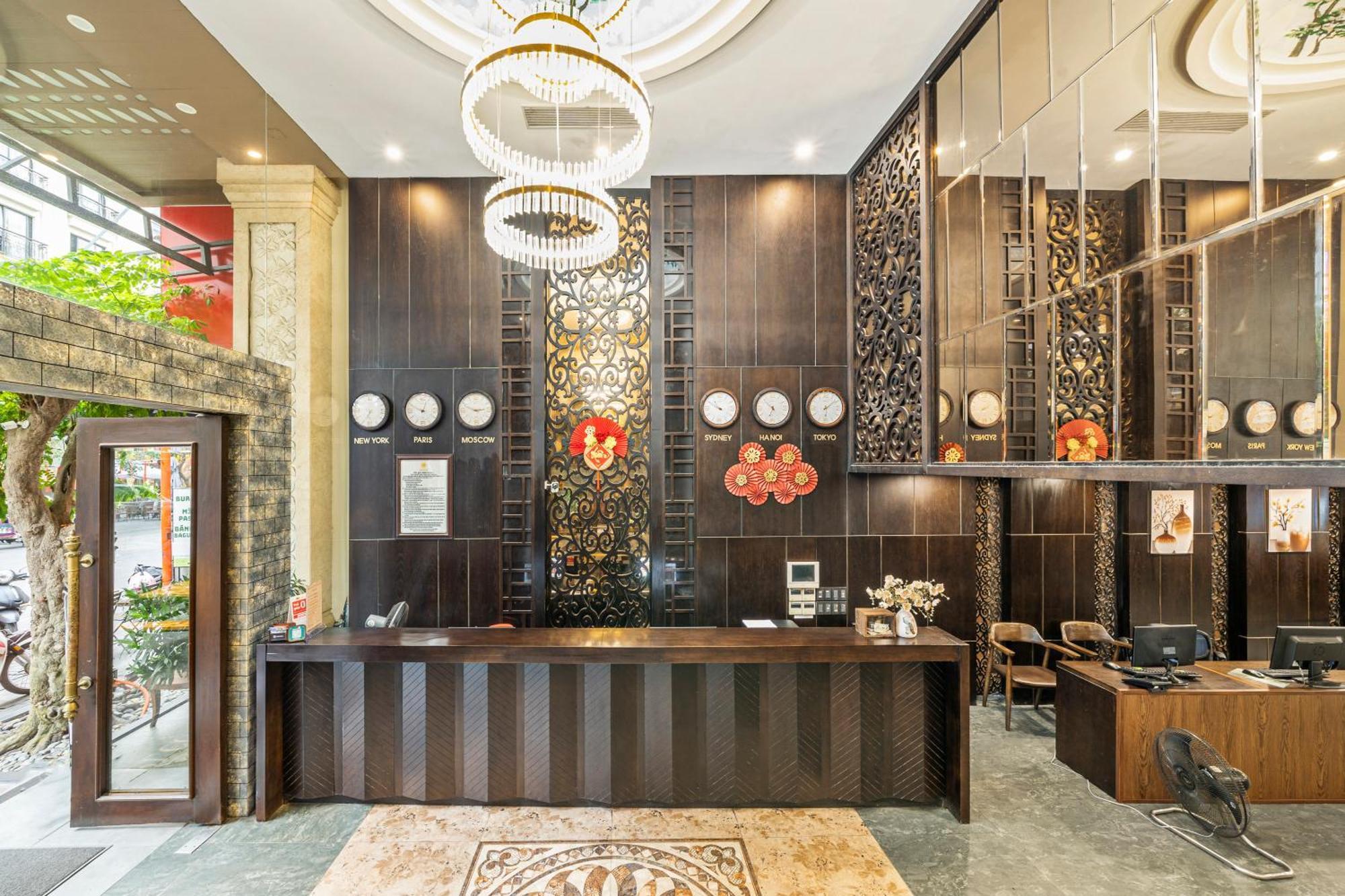 Palazzo Luxury Hotel Дананг Екстериор снимка