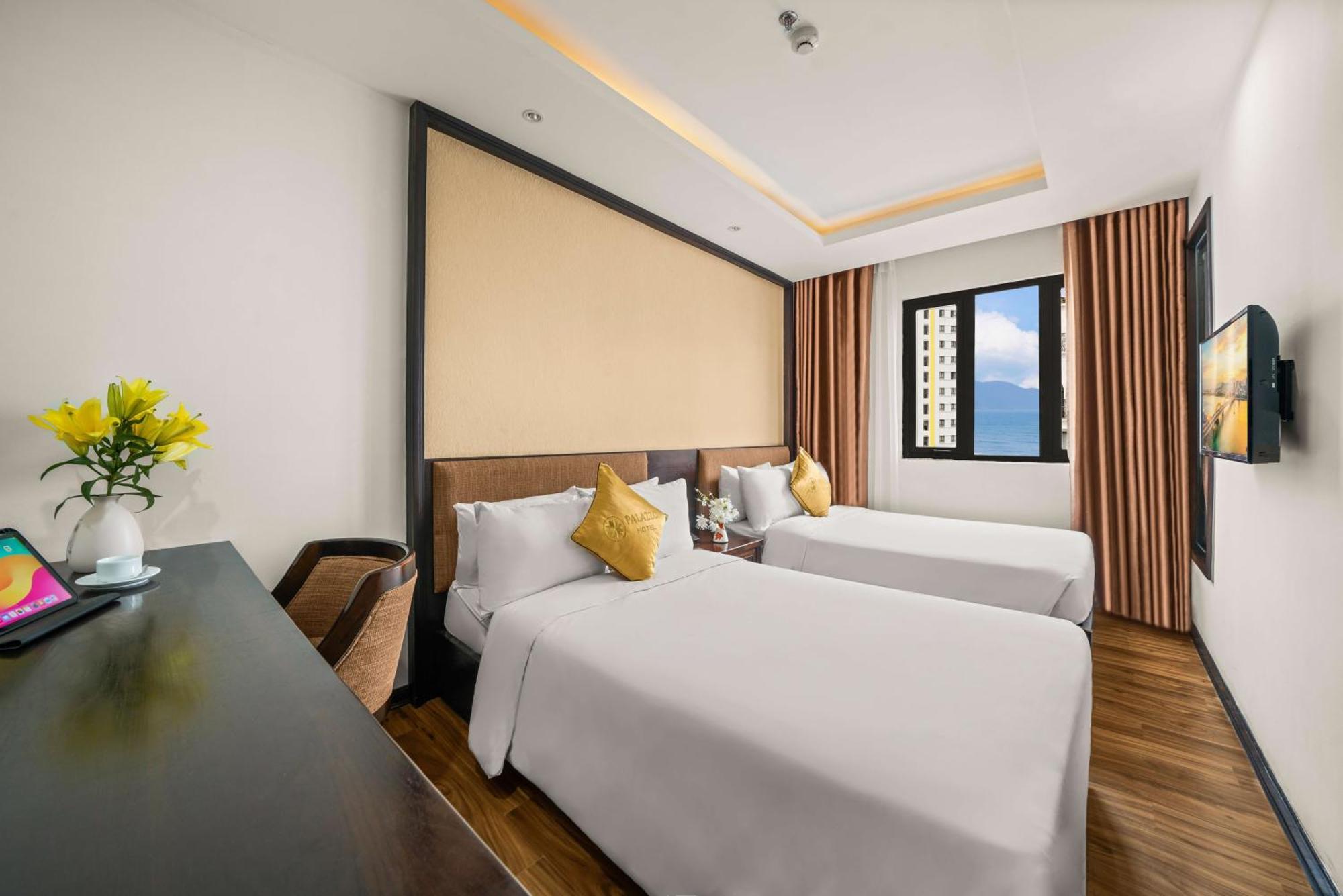 Palazzo Luxury Hotel Дананг Екстериор снимка